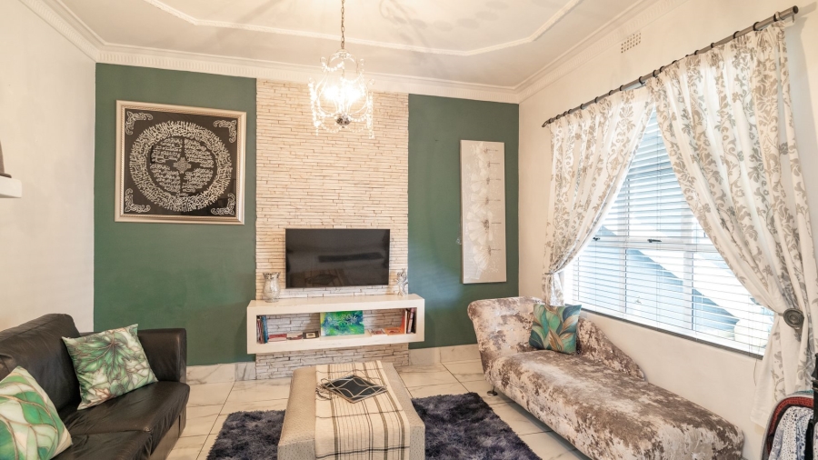 3 Bedroom Property for Sale in Woodstock Western Cape